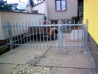 Tor und Pforte verzinkt