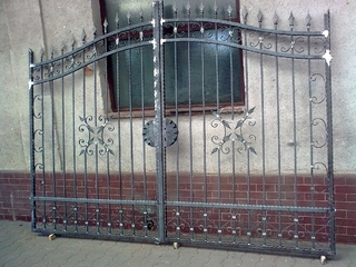 Tor aus schmiede Profile