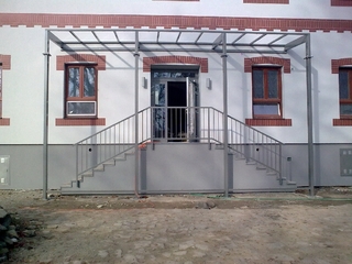 Konstruktion für Überdach, Verzinkt und Pulver-beschichtung