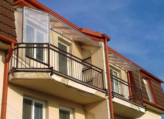 Hliníkové přístřešky