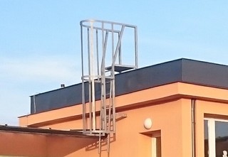 Ladder mit einer Wache, Verzinken