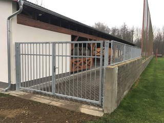 Tor und Feld, heißes Zink