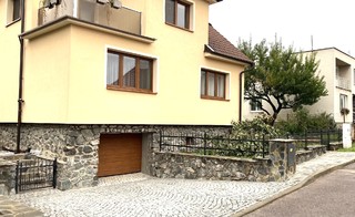 „geschmiedete“ Tore und Feld, Zink, schwarze Matte und Patina